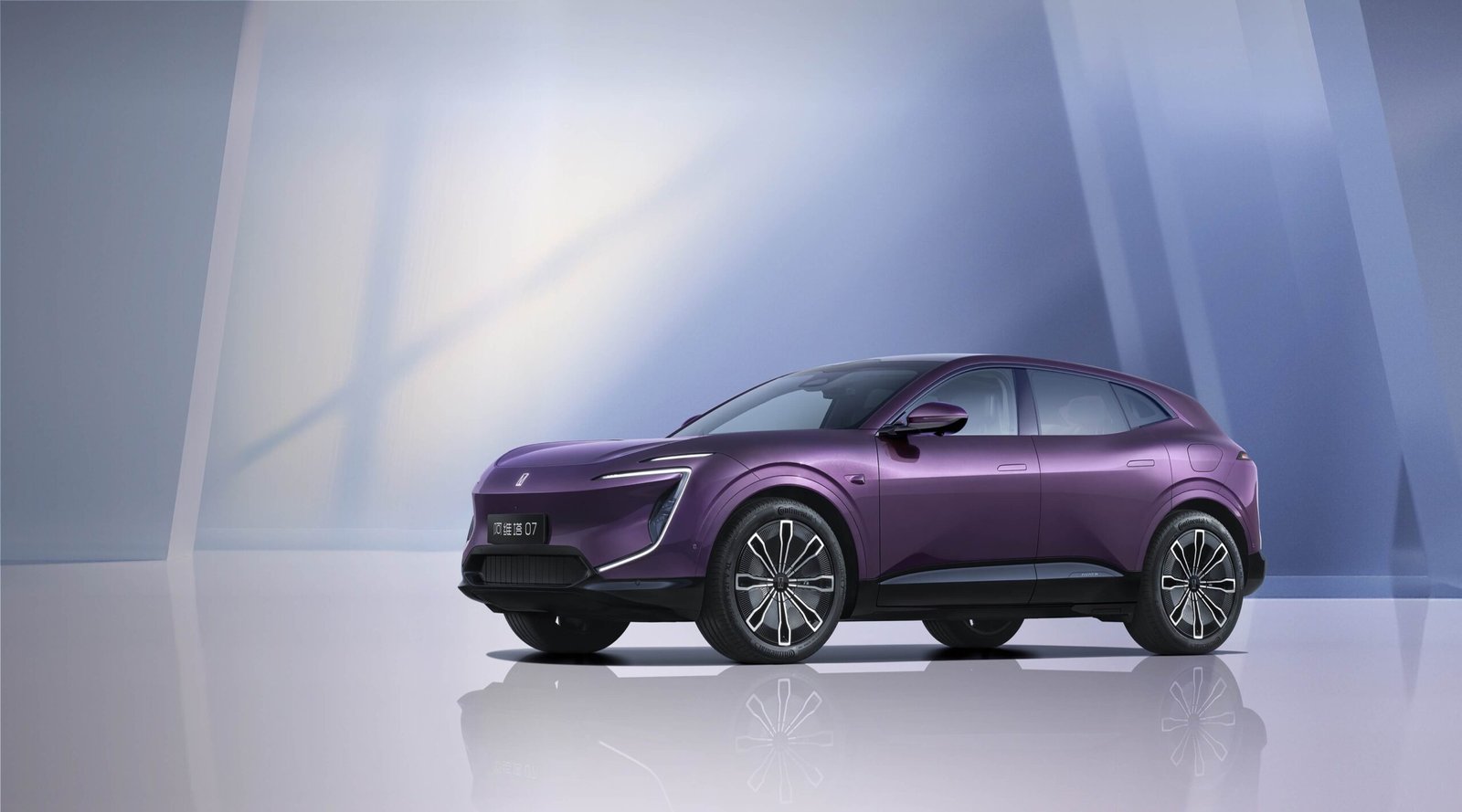 AVATR 07 – Luxury Smart Electric SUV | Specs & Features