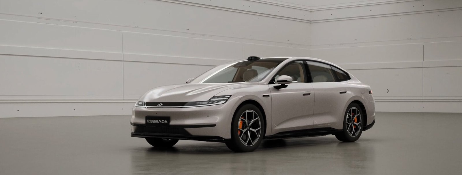 Nevo A06 PHEV – Sleek Smart Fastback Plug-in Hybrid Sedan