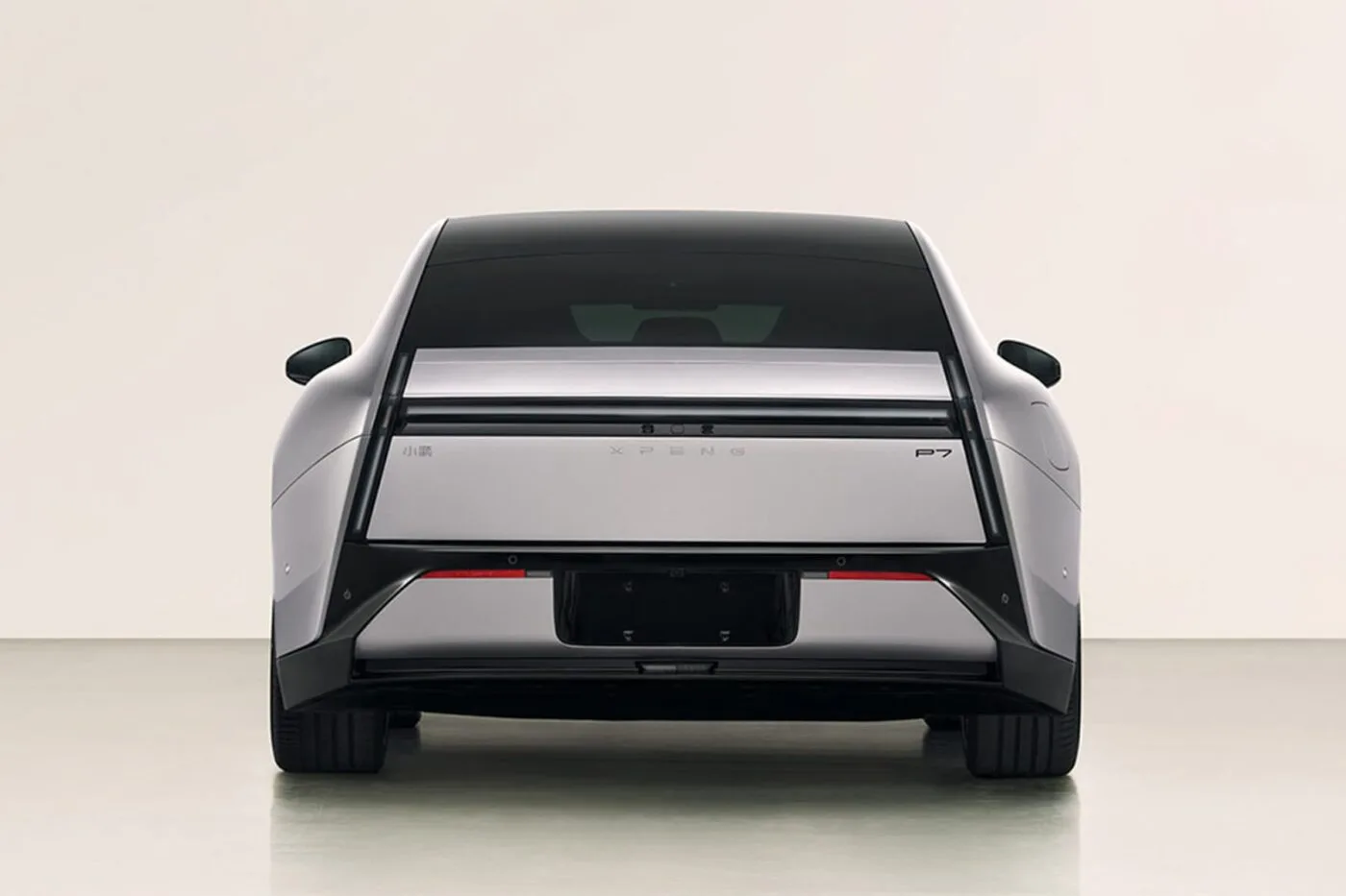 XPENG P7 2025 – Electrifying Performance Meets Futuristic Design